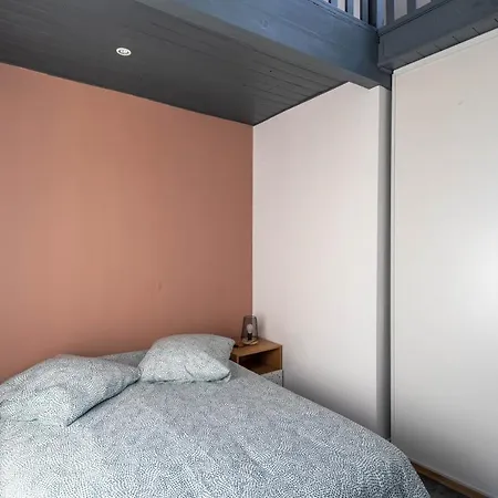 Maison De En Plein Centre Avec Terrasse Villa