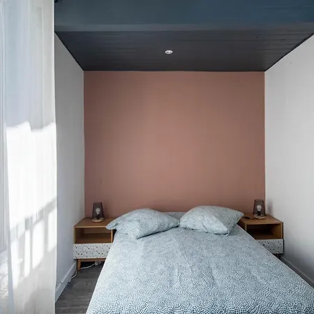 Villa Maison De En Plein Centre Avec Terrasse